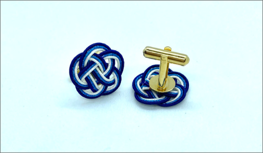 梅のカフスボタン